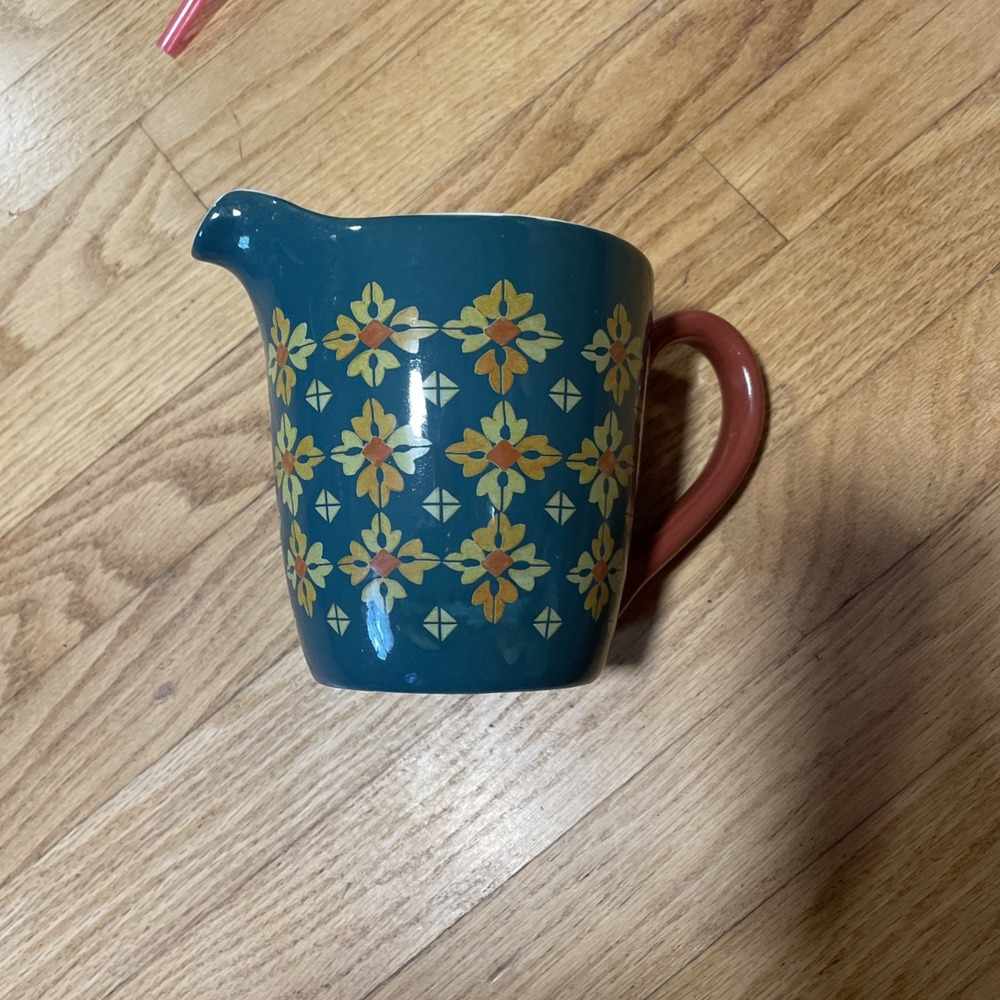 Pioneer Woman Vintage Geo Harvest Green 1 Qt Measuring Cup Pitcher 4 Cup